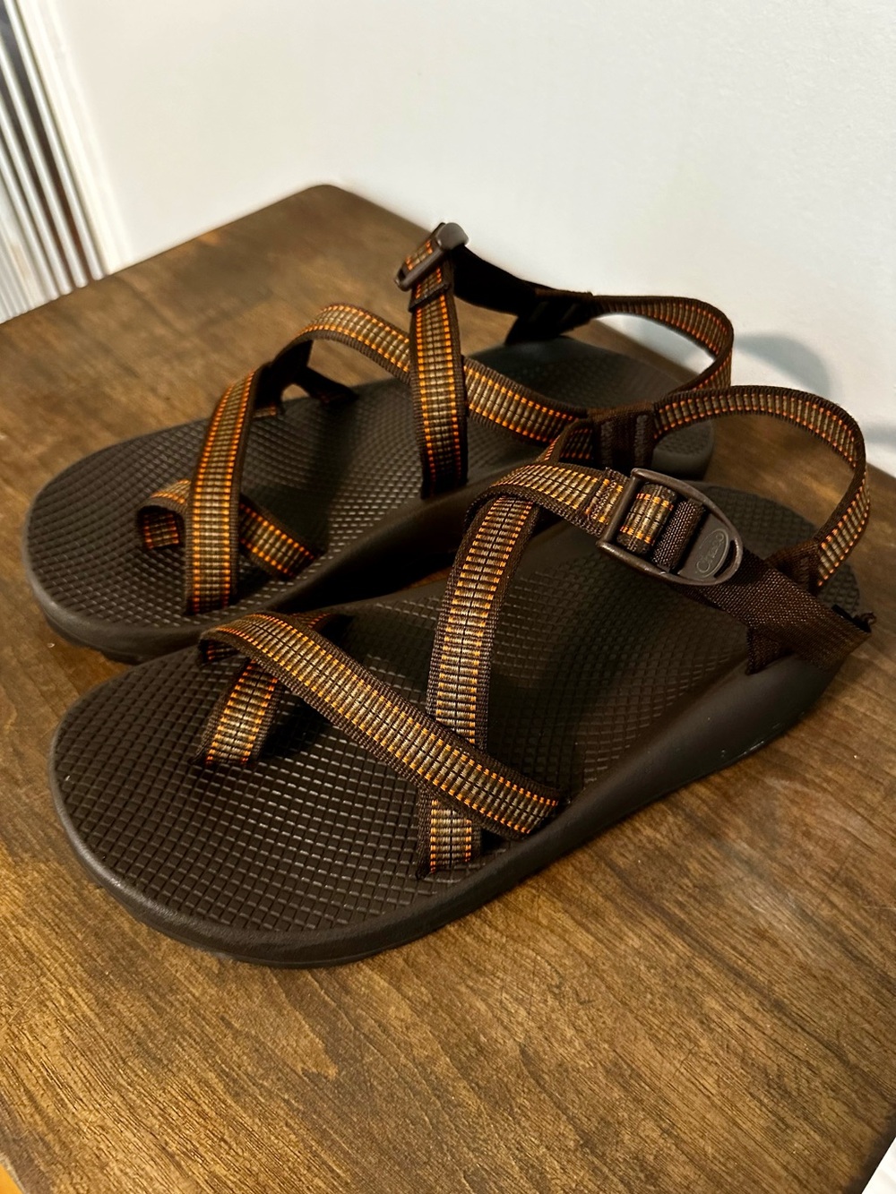 Chaco Z/1 Brown Orange Men's US 11 Hiking Sandals Adjustable Straps